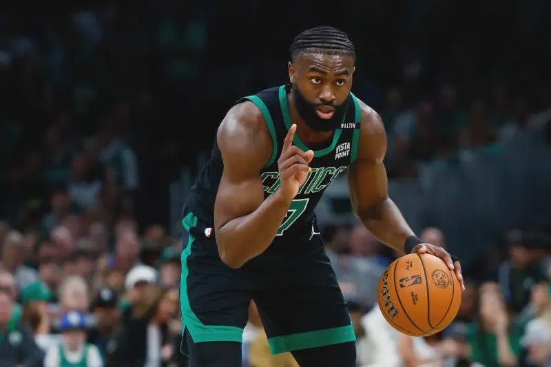 世界杯九游体育-身处困境的杰伦-布朗靠什么杀进NBA全明星首发?