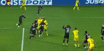 1645310145529087014.gif 比分直播-【法甲】梅西助攻 内马尔破门+失点 巴黎先丢3球负