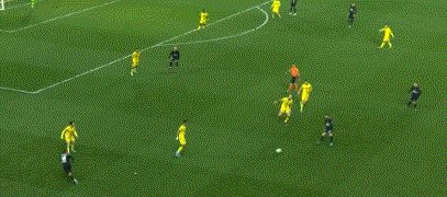1645310796517013281.gif 比分直播-【法甲】梅西助攻 内马尔破门+失点 巴黎先丢3球负