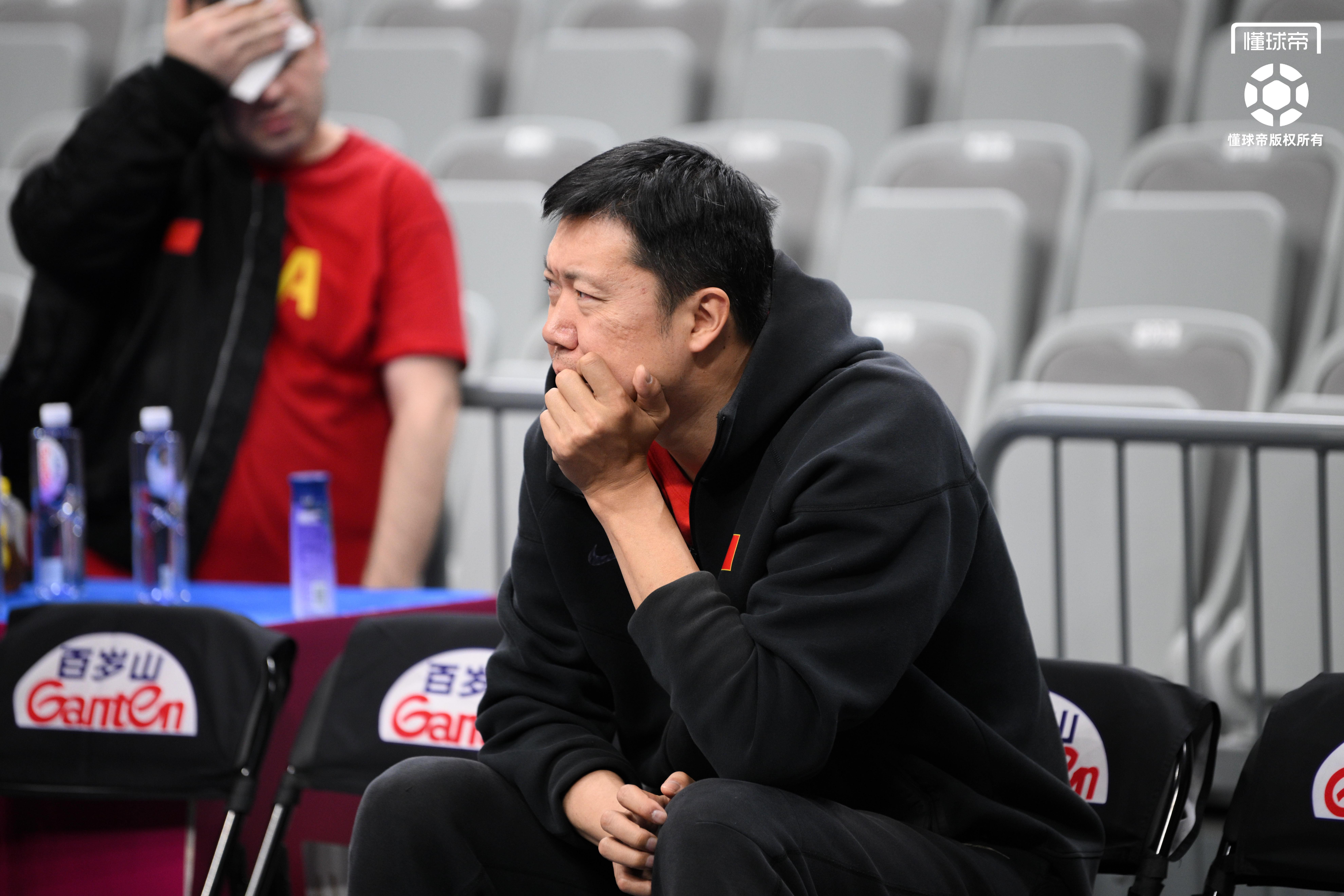 九游体育官网-中国女篮世预赛最后一练，王治郅到场观看&amp;amp;全队精神饱满